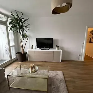 Uber Den Dachern Im Zentrum Von Dresden